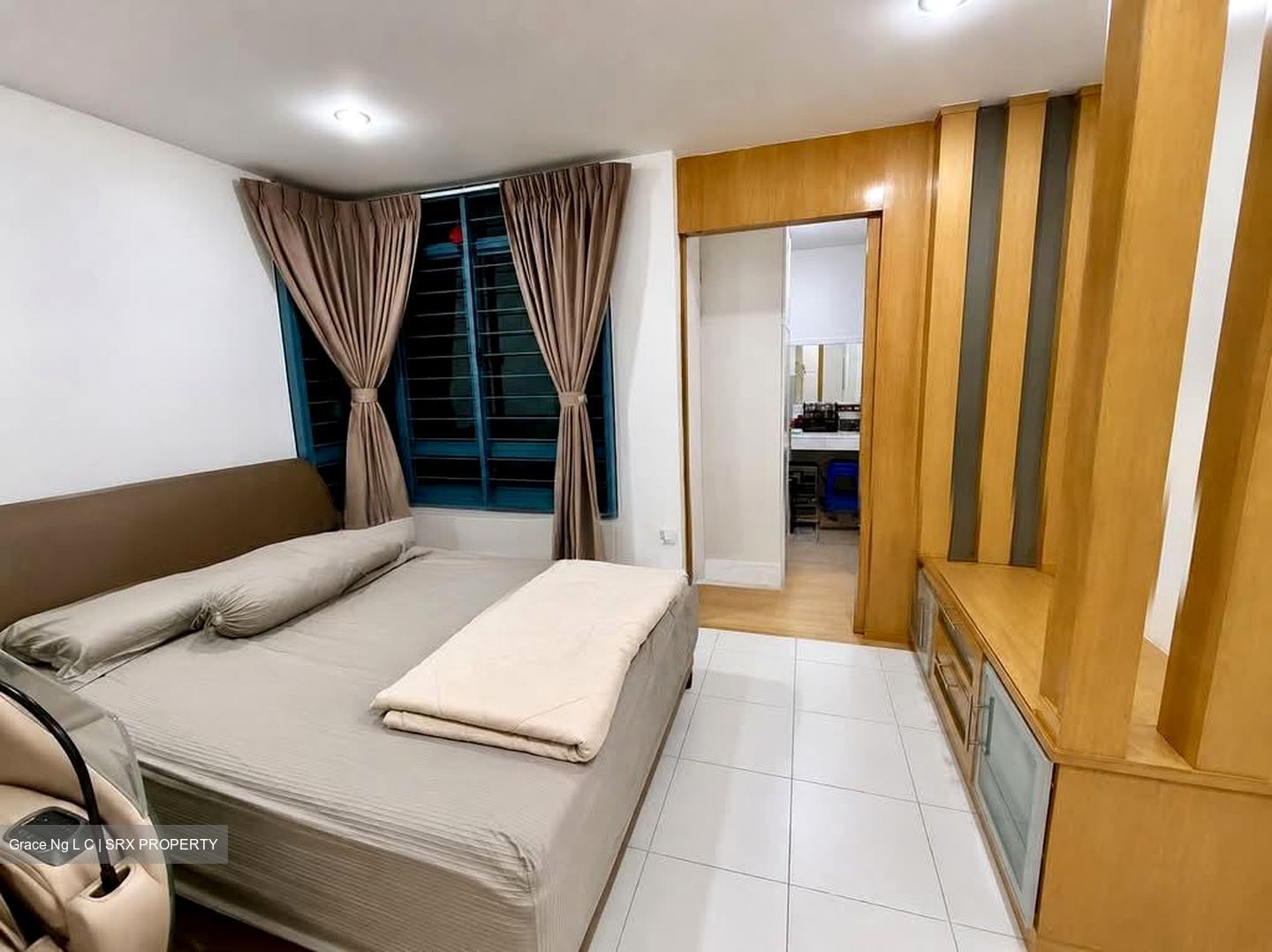 Blk 182 Edgefield Plains (Punggol), HDB Executive #556465681